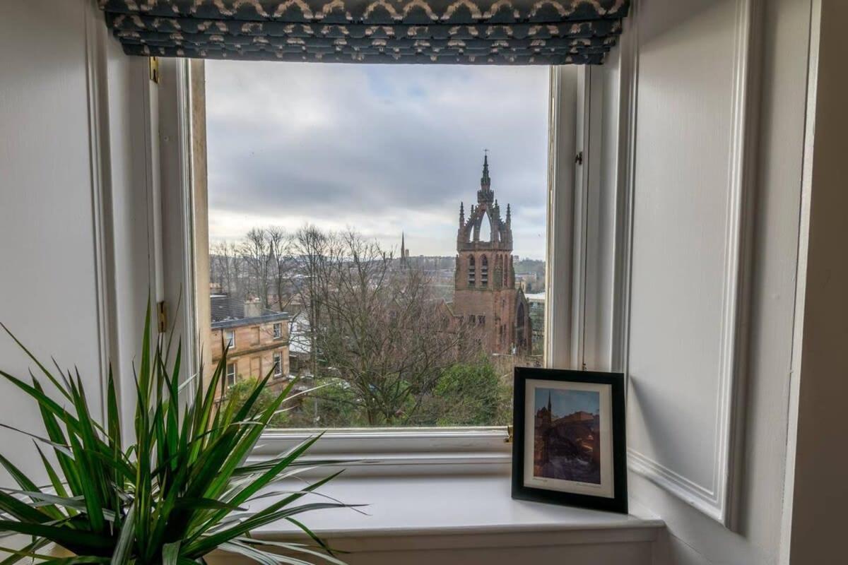 Bright And Airy Apartment Glasgow Exteriér fotografie